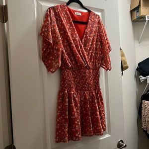 The perfect floral mini dress for spring and summer from Vestique!